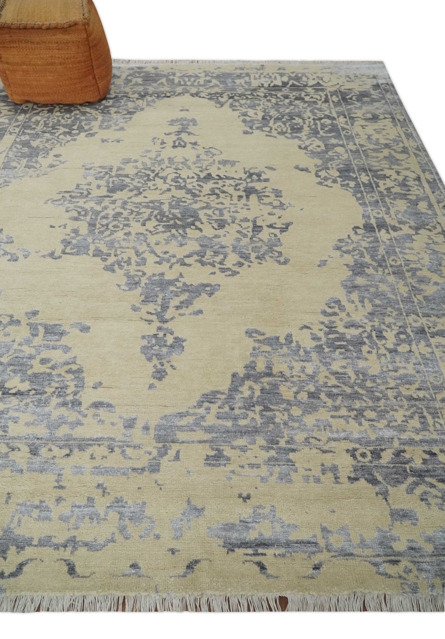 Calabasas Medallion Bamboo Silk Rug