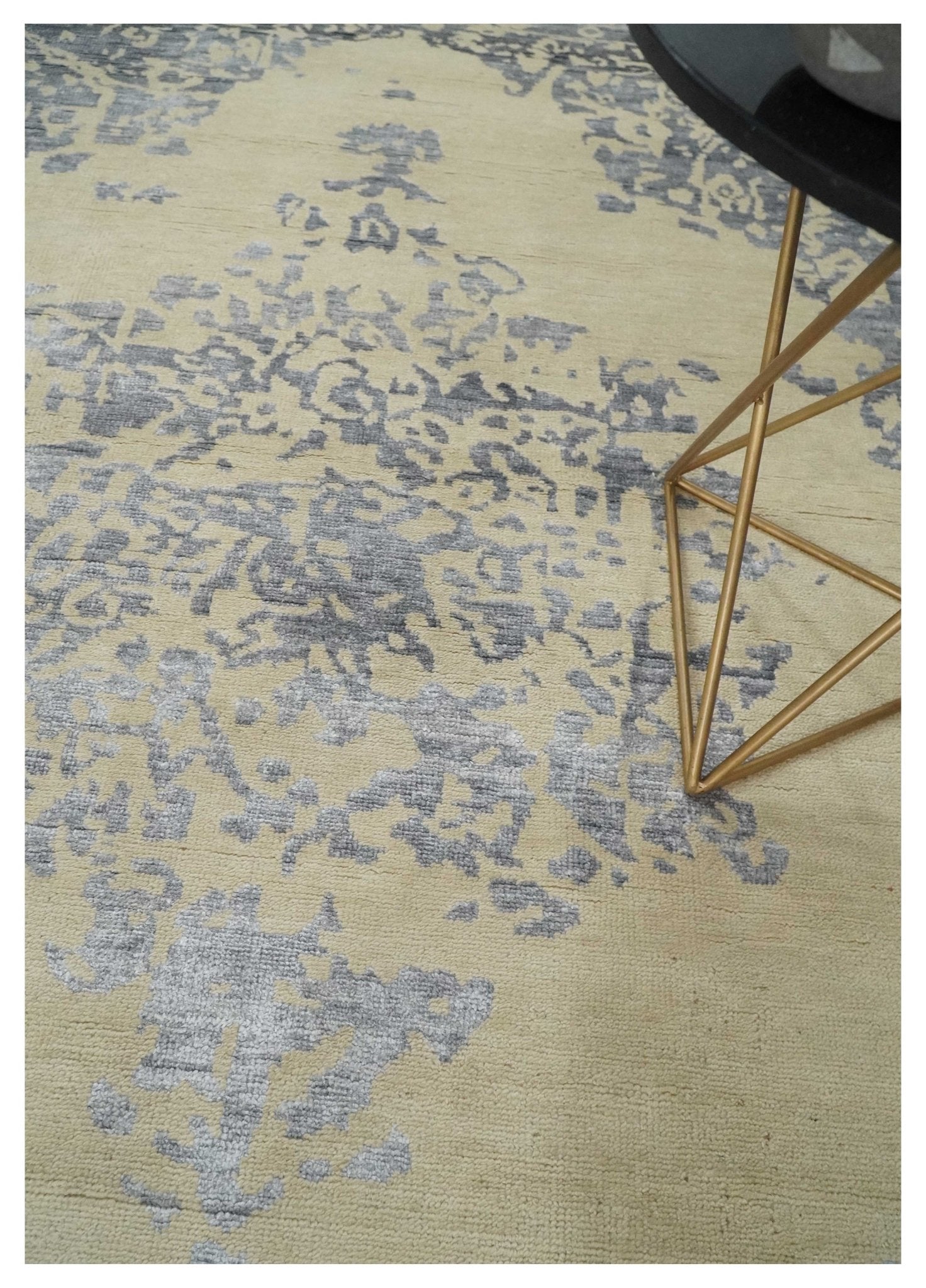 Calabasas Medallion Bamboo Silk Rug